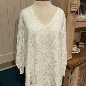 White Lace V-Neck Blouse